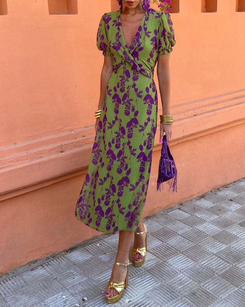 Larisa | Elegant Dress with Puff Sleeves