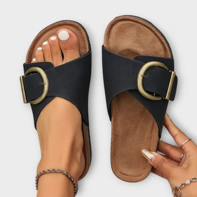 Ayasha | Sandali Ortottici
