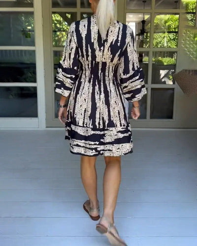 Jennifer | Vestito Elegante con Scollo a V e Maniche a Tre Quarti