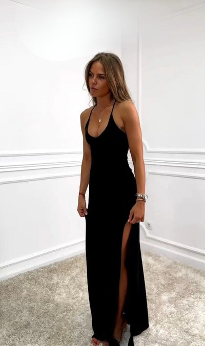 Elegante abito aderente con spacco