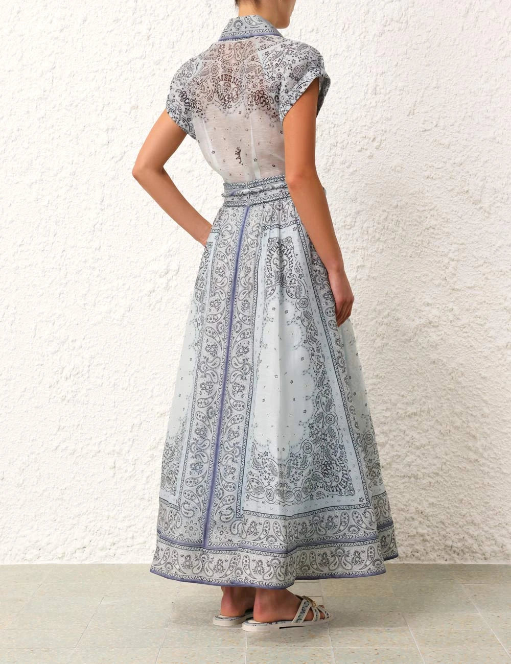 Abito estivo con stampa Paisley