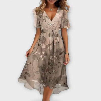 Abito da donna con scollo a V