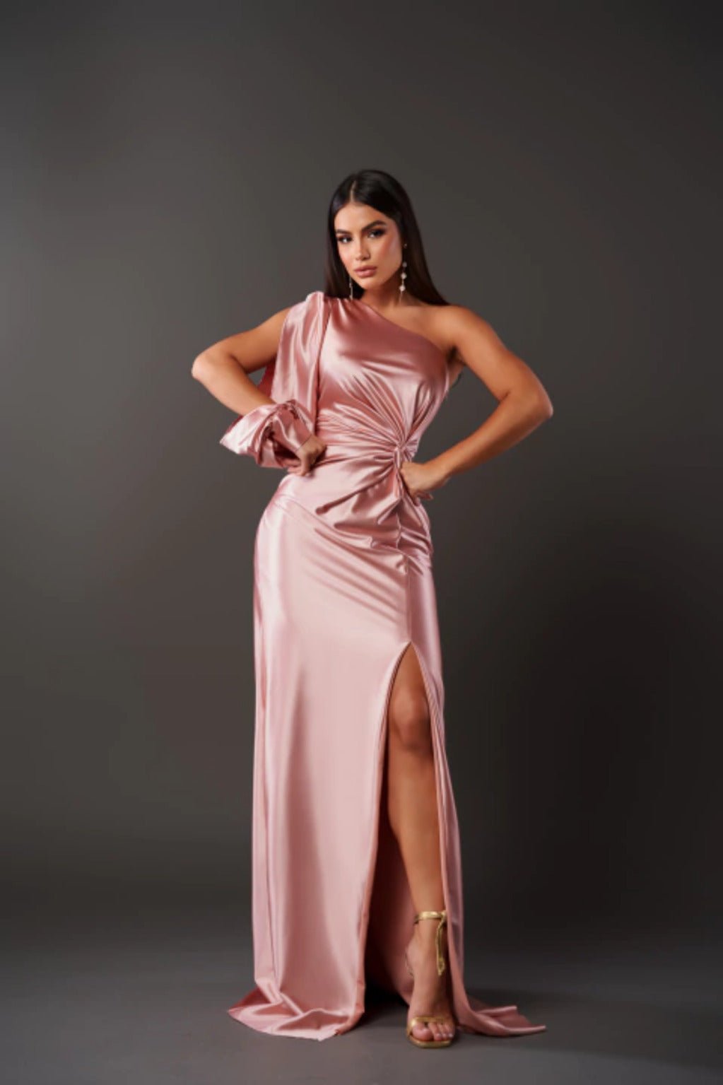 Abito elegante con silhouette