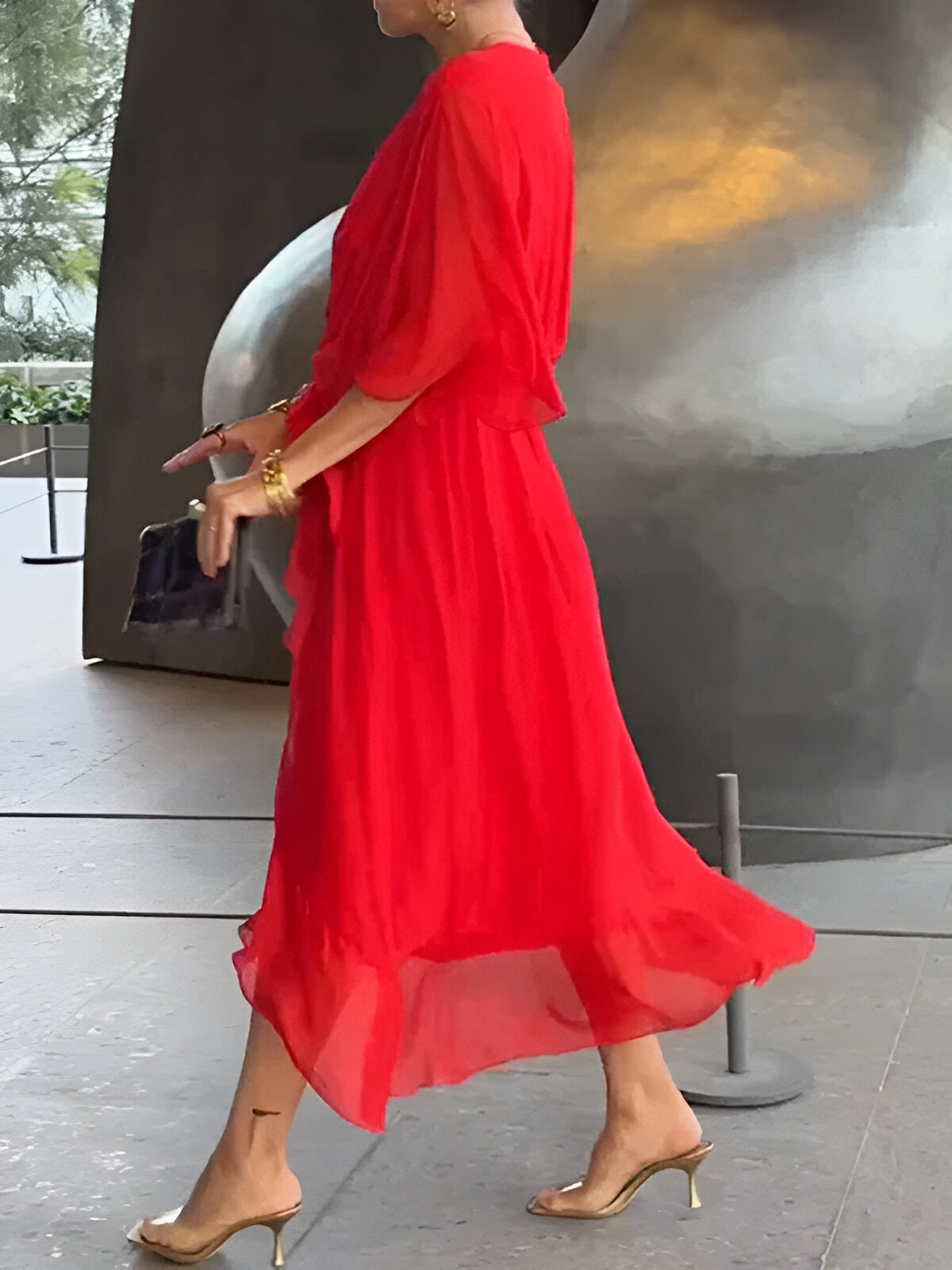 Caira™ | Abito in chiffon con scollo a V