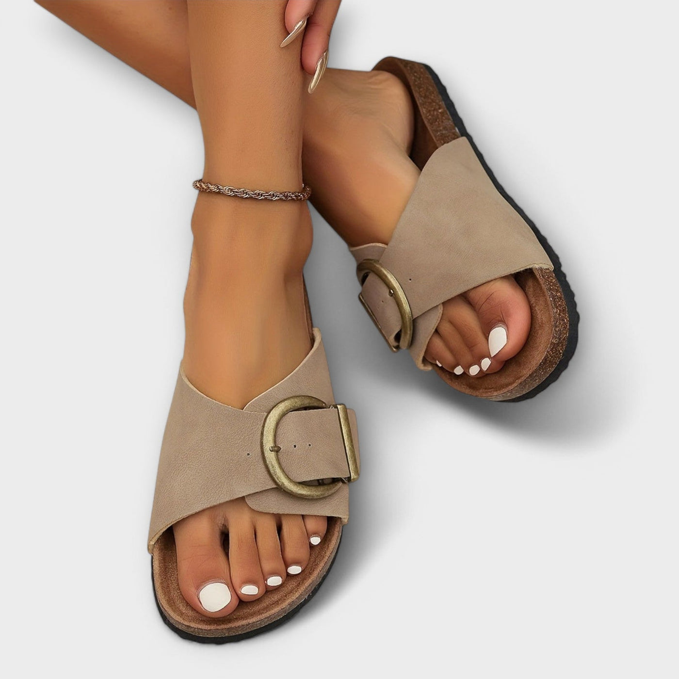 Ayasha | Sandali Ortottici