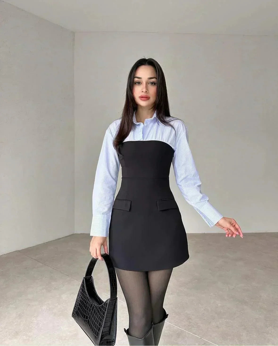 Abito con dettaglio camicia a maniche lunghe