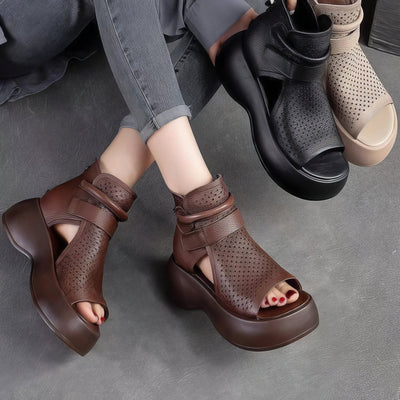 Sandali a forma di stivali | Eleganza Estiva