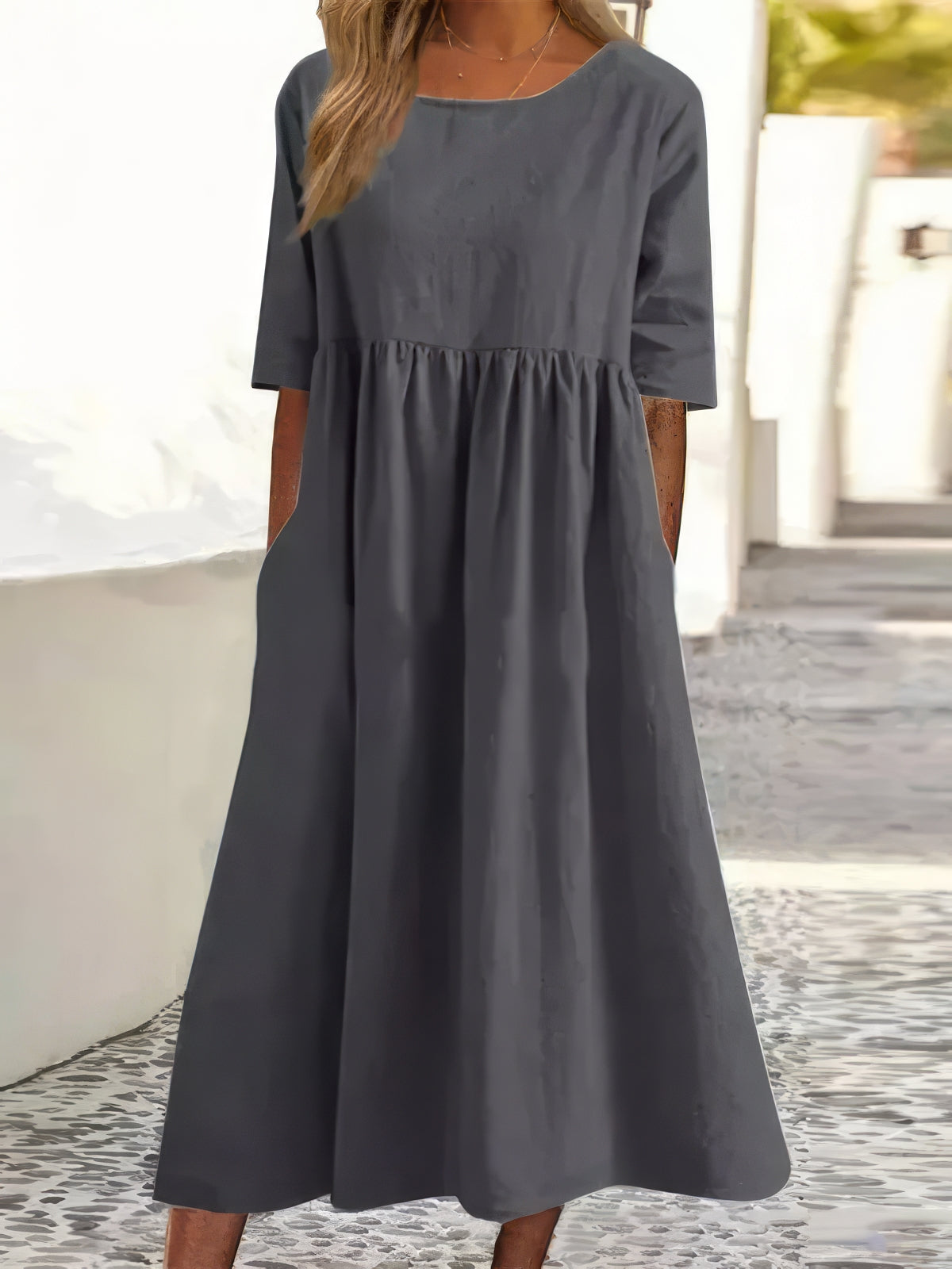 Jennifer | Abito Elegante in Cotone con Collo Rotondo e Tasche